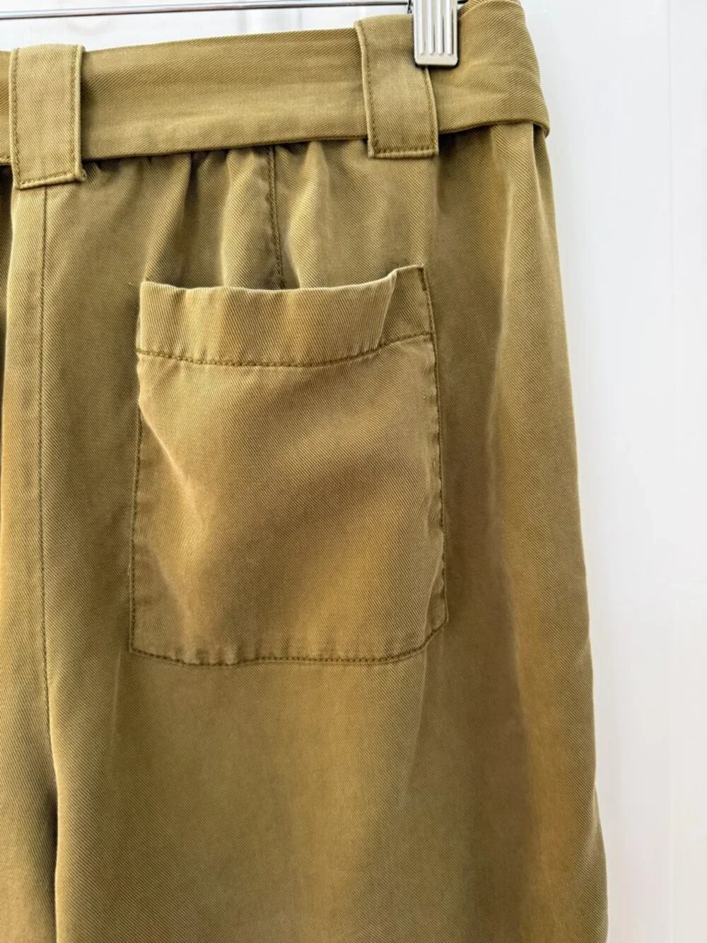 Banana Republic Olive Tie Waist Utility Crop Pants Size S